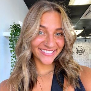 Meet your Posher, Samara